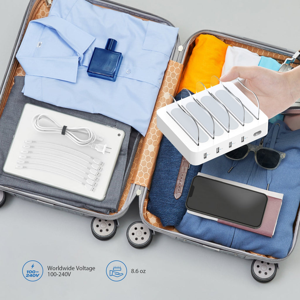 SooPii CS40 charging station with 4 ports and mixed cables, compact 22W multi-device charging solution for home or office.